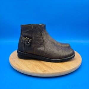 Clarks Brown Leather Ankle Boots Women's Buckle Detail Zipper Closure Womens 7.5